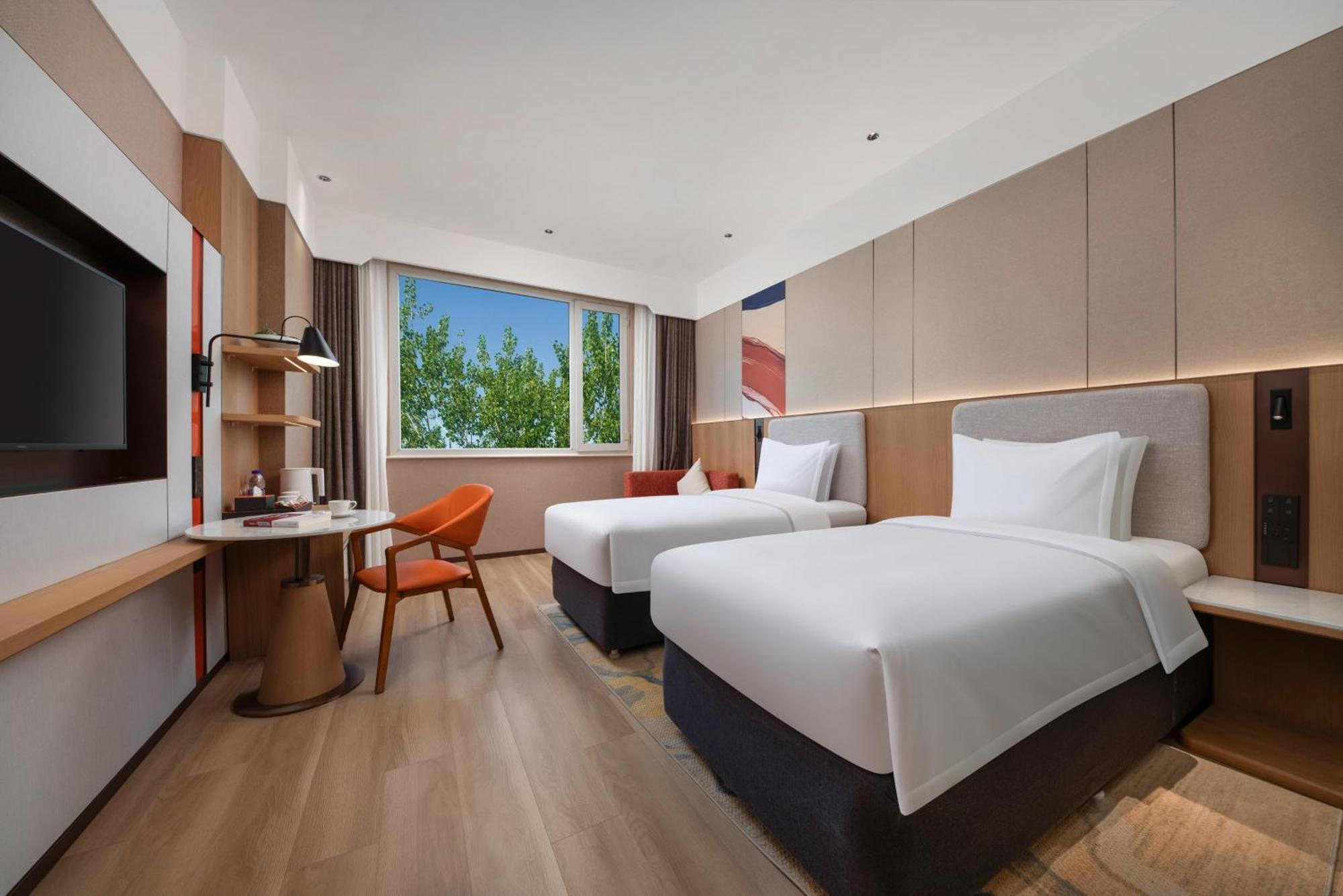 Holiday Inn Express Shangdi Beijing By Ihg L Next To Yuanmingyuan Park & Subway & Qinghe Railway Station & Beijing Sport University L Taxi 15 Minutes To Summer Palace & Peking University & Tsinghua University L 20 Minutes To Badaling Great Wall By Ra Exterior photo