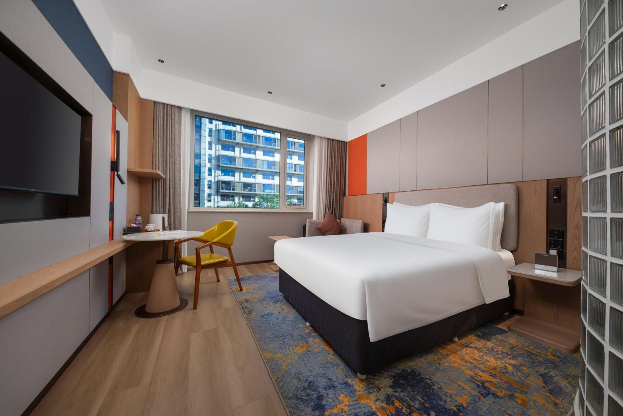 Holiday Inn Express Shangdi Beijing By Ihg L Next To Yuanmingyuan Park & Subway & Qinghe Railway Station & Beijing Sport University L Taxi 15 Minutes To Summer Palace & Peking University & Tsinghua University L 20 Minutes To Badaling Great Wall By Ra Exterior photo
